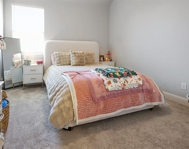 209 Chesapeake Drive - Photo Thumbnail 11