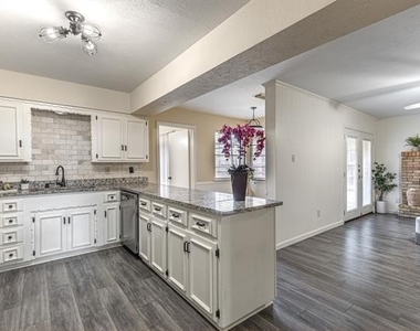 13535 Red Fern Lane - Photo Thumbnail 6