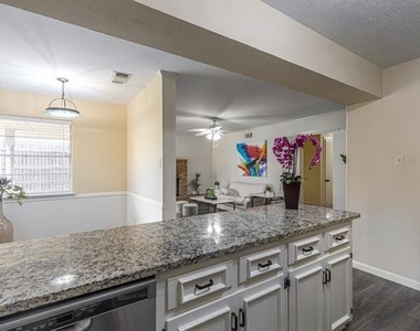 13535 Red Fern Lane - Photo Thumbnail 8