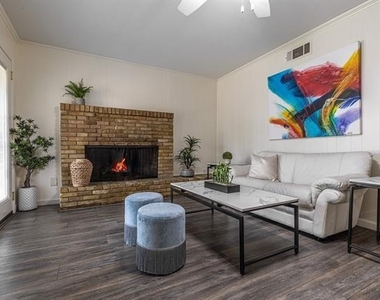 13535 Red Fern Lane - Photo Thumbnail 9