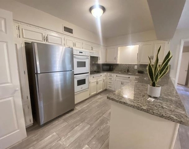 13535 Red Fern Lane - Photo Thumbnail 7