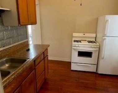 617 W Gandy Street - Photo Thumbnail 3