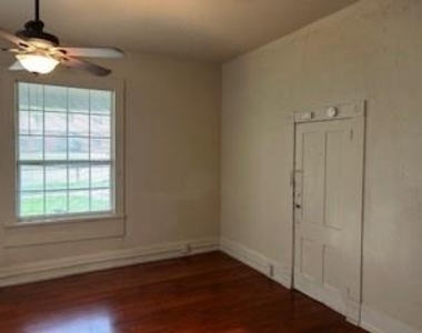 617 W Gandy Street - Photo Thumbnail 11