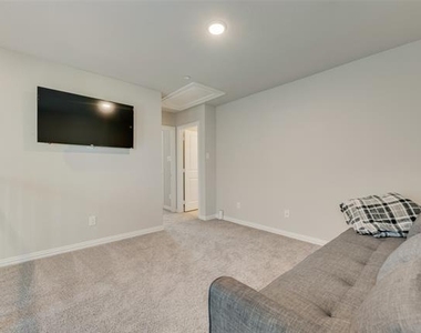 3028 Willow Wood Court - Photo Thumbnail 18