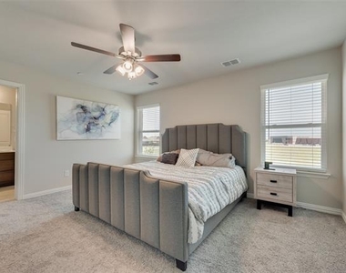 3028 Willow Wood Court - Photo Thumbnail 19