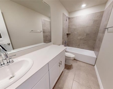 2102 Dunbar Drive - Photo Thumbnail 21