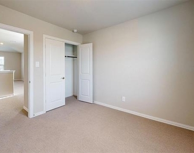 2102 Dunbar Drive - Photo Thumbnail 33