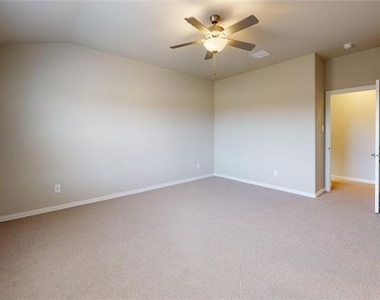 2102 Dunbar Drive - Photo Thumbnail 31