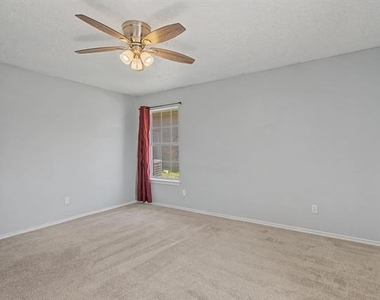 114 Prairie Creek Circle - Photo Thumbnail 19