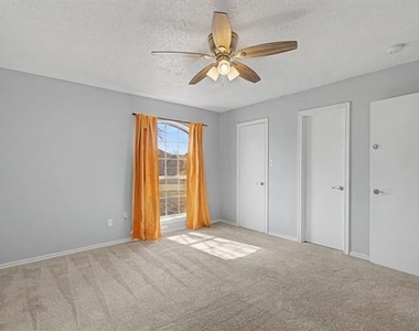 114 Prairie Creek Circle - Photo Thumbnail 21