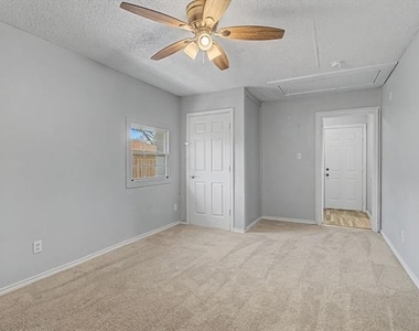 114 Prairie Creek Circle - Photo Thumbnail 16