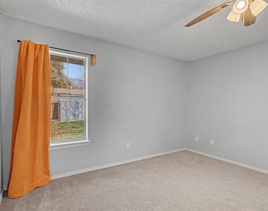 114 Prairie Creek Circle - Photo Thumbnail 23