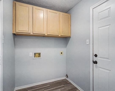 114 Prairie Creek Circle - Photo Thumbnail 25