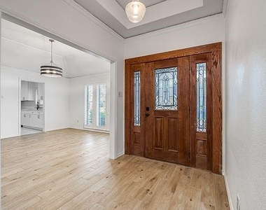9922 Hickory Crossing - Photo Thumbnail 14