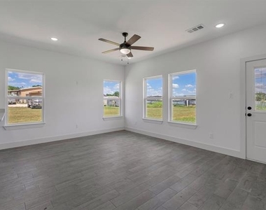 510 Don Lane - Photo Thumbnail 16