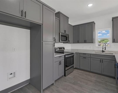 510 Don Lane - Photo Thumbnail 13