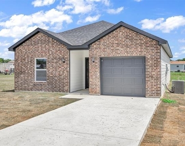 510 Don Lane - Photo Thumbnail 5