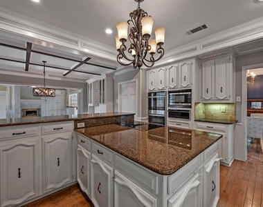 3309 Wolfe Court - Photo Thumbnail 9