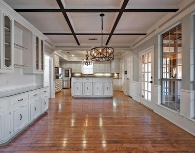 3309 Wolfe Court - Photo Thumbnail 8