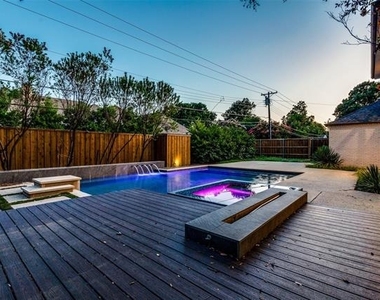 5908 Melshire Drive - Photo Thumbnail 2