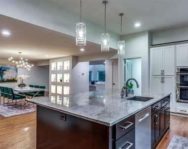 5908 Melshire Drive - Photo Thumbnail 19