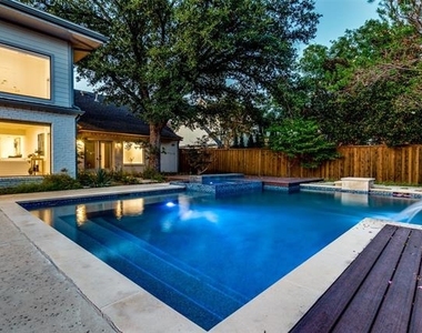 5908 Melshire Drive - Photo Thumbnail 14