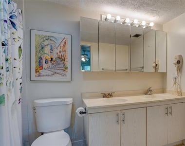 3102 Portofino Point - Photo Thumbnail 12
