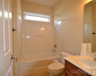 221 Montibello Drive - Photo Thumbnail 21