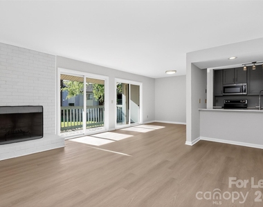 11029 Harrowfield Road - Photo Thumbnail 5