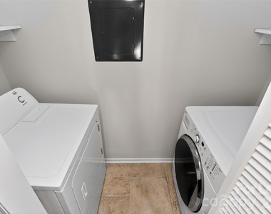 11029 Harrowfield Road - Photo Thumbnail 17