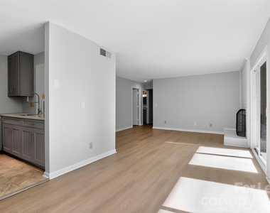 11029 Harrowfield Road - Photo Thumbnail 11