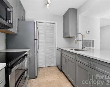 11029 Harrowfield Road - Photo Thumbnail 12