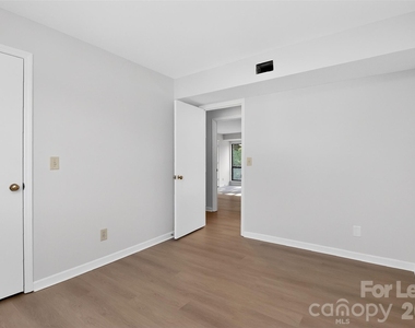 11029 Harrowfield Road - Photo Thumbnail 33