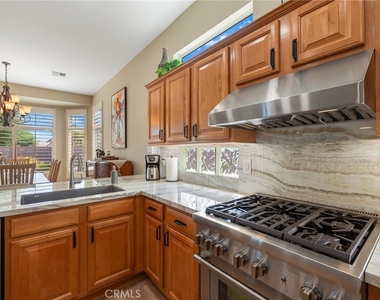 35241 Rosemont Drive - Photo Thumbnail 12