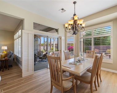 35241 Rosemont Drive - Photo Thumbnail 8
