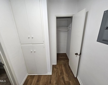12246 Oxnard Street - Photo Thumbnail 10