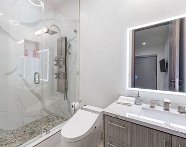 6181 Temple Hill Drive - Photo Thumbnail 35