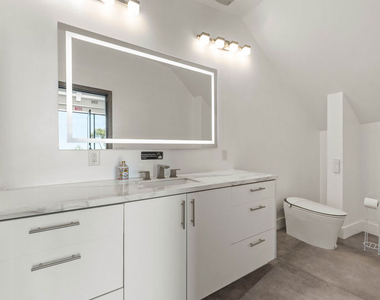 6181 Temple Hill Drive - Photo Thumbnail 13
