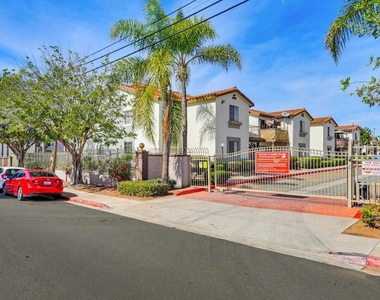 3572 Sunset Ln - Photo Thumbnail 33