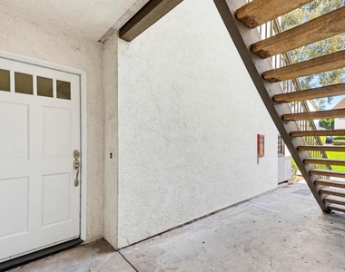 3572 Sunset Ln - Photo Thumbnail 3