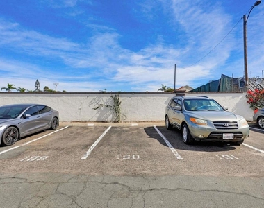3572 Sunset Ln - Photo Thumbnail 36
