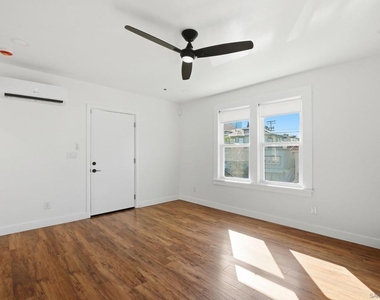 312 Brookes Avenue - Photo Thumbnail 4