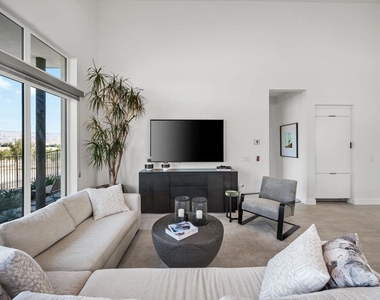 422 Fountain Drive - Photo Thumbnail 15