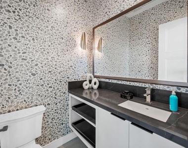 422 Fountain Drive - Photo Thumbnail 31