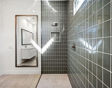 422 Fountain Drive - Photo Thumbnail 23