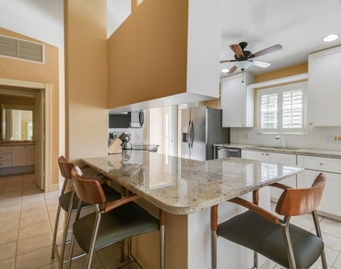 8392 Se Paurotis Lane - Photo Thumbnail 2