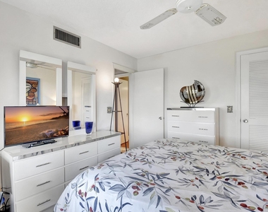 4070 Tivoli Court - Photo Thumbnail 24