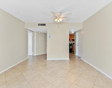 710 N Ocean Boulevard - Photo Thumbnail 12