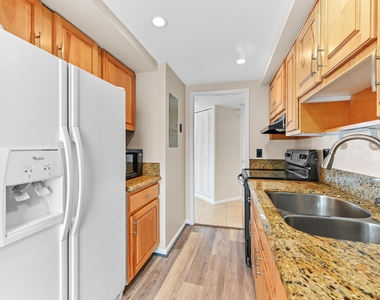710 N Ocean Boulevard - Photo Thumbnail 16