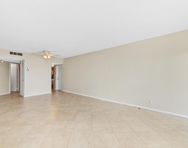 710 N Ocean Boulevard - Photo Thumbnail 9